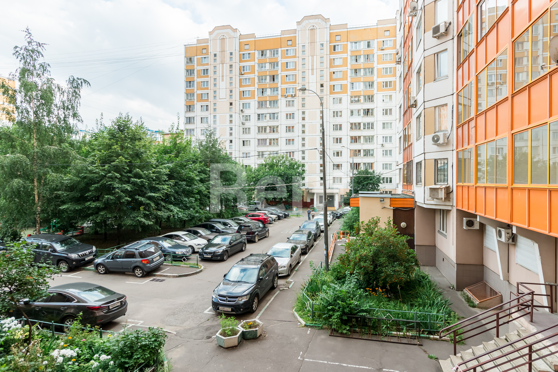 Вид из окна в квартире на ул Усиевича, д 29 к 1