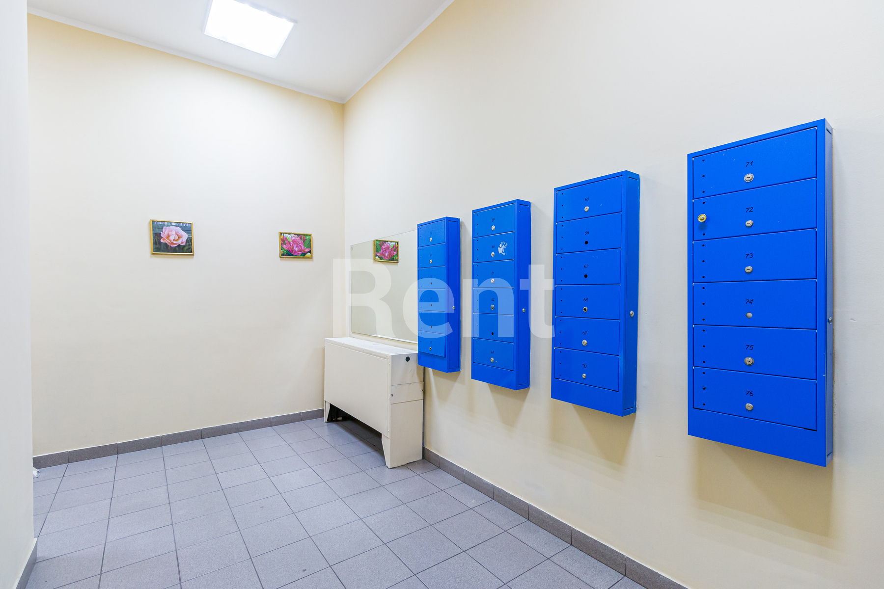 Подъезд в квартире на ул Усиевича, д 29 к 1