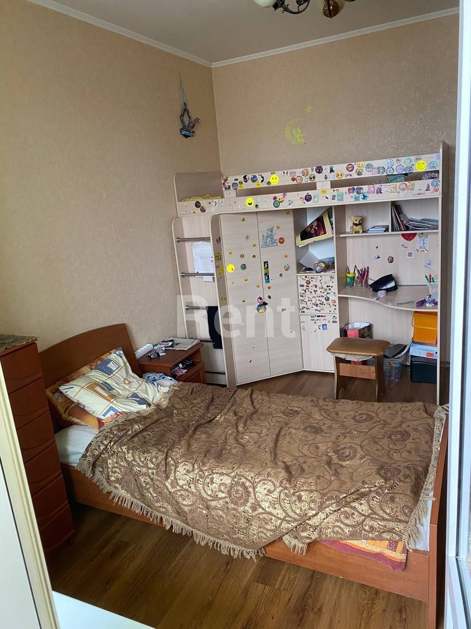 Жилая комната в квартире на ул Адмирала Руднева, д 14