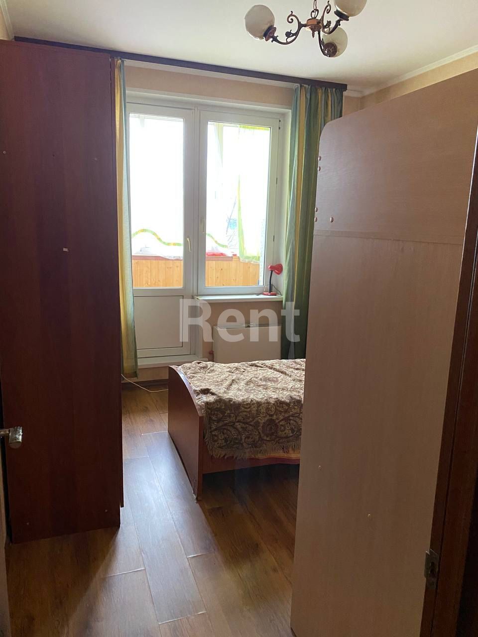 Жилая комната в квартире на ул Адмирала Руднева, д 14