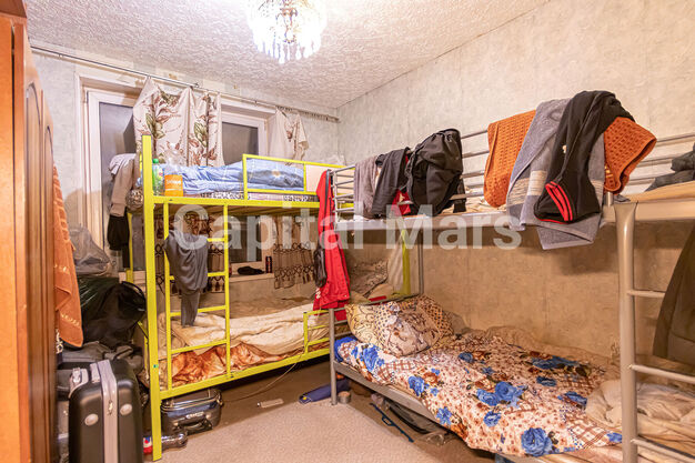 Жилая комната в квартире на ул Саянская, д 13 к 3