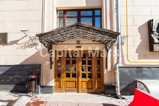 Подъезд в квартире на пер Газетный, д 13 стр 1