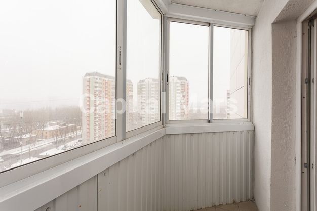 Балкон в квартире на ул Стандартная, д 27