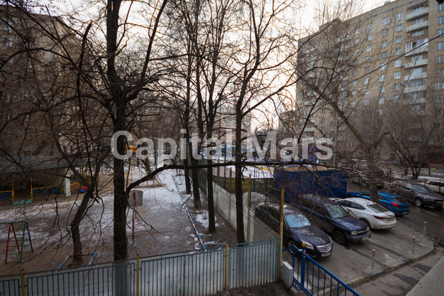 Вид из окна в квартире на наб Тараса Шевченко, д 5