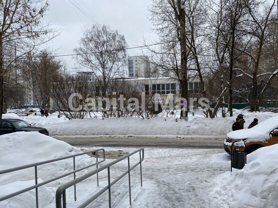 Двор в квартире на ул Полярная, д 8