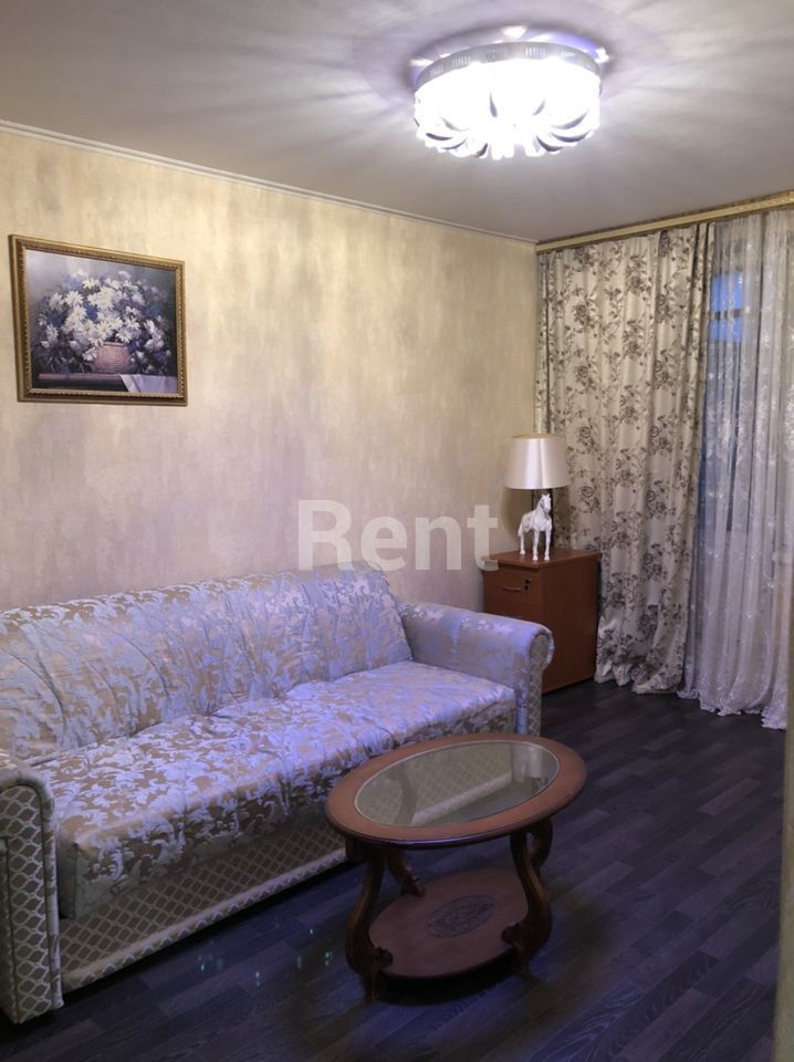 Жилая комната в квартире на ул Саянская, д 5 к 1