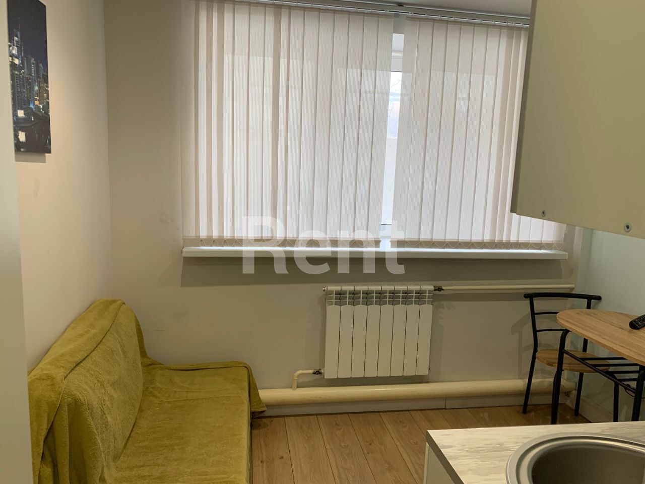 Жилая комната в квартире на ул 50 лет Октября, д 2 к 2