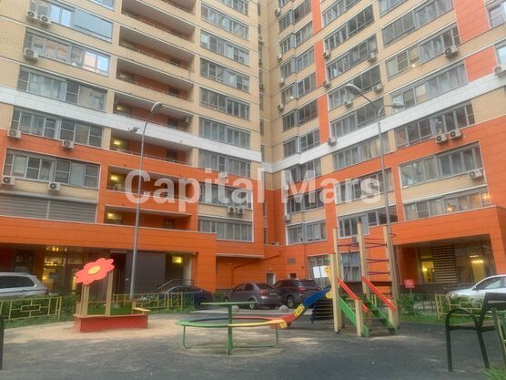 Двор в квартире на ул Мельникова, д 3 к 2