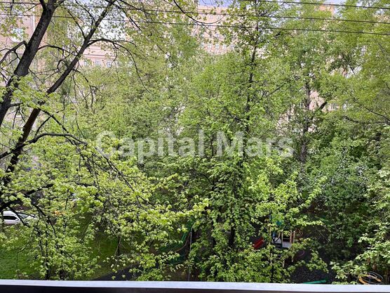 Вид из окна в квартире на наб Фрунзенская, д 16 к 2
