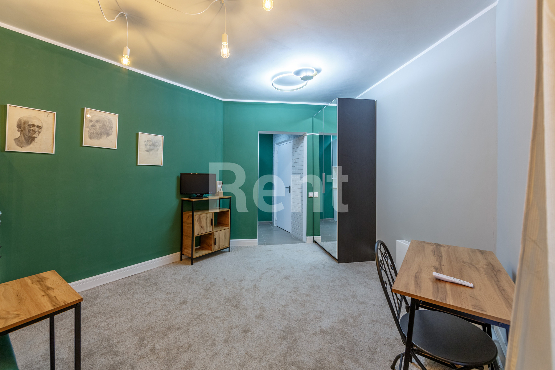  в квартире на ул Маршала Савицкого, д 32 к 1