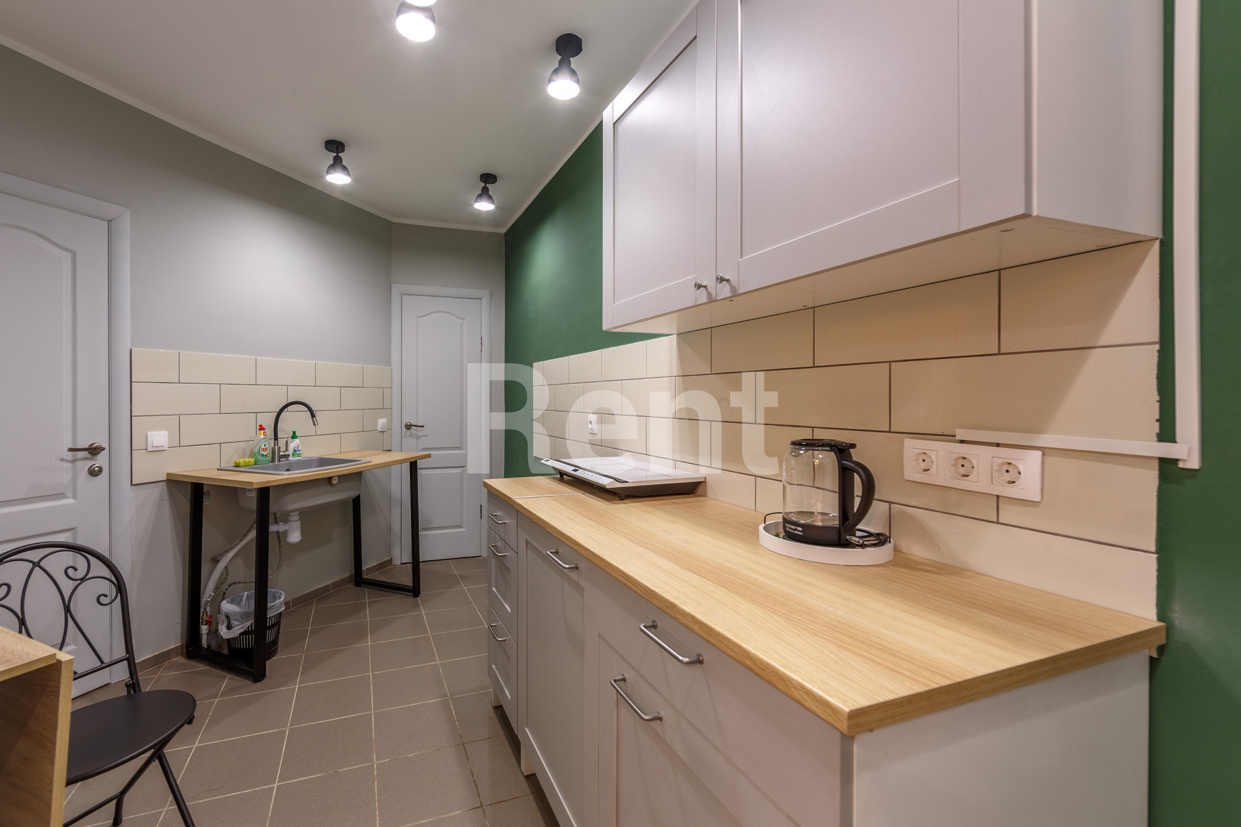  в квартире на ул Маршала Савицкого, д 32 к 1