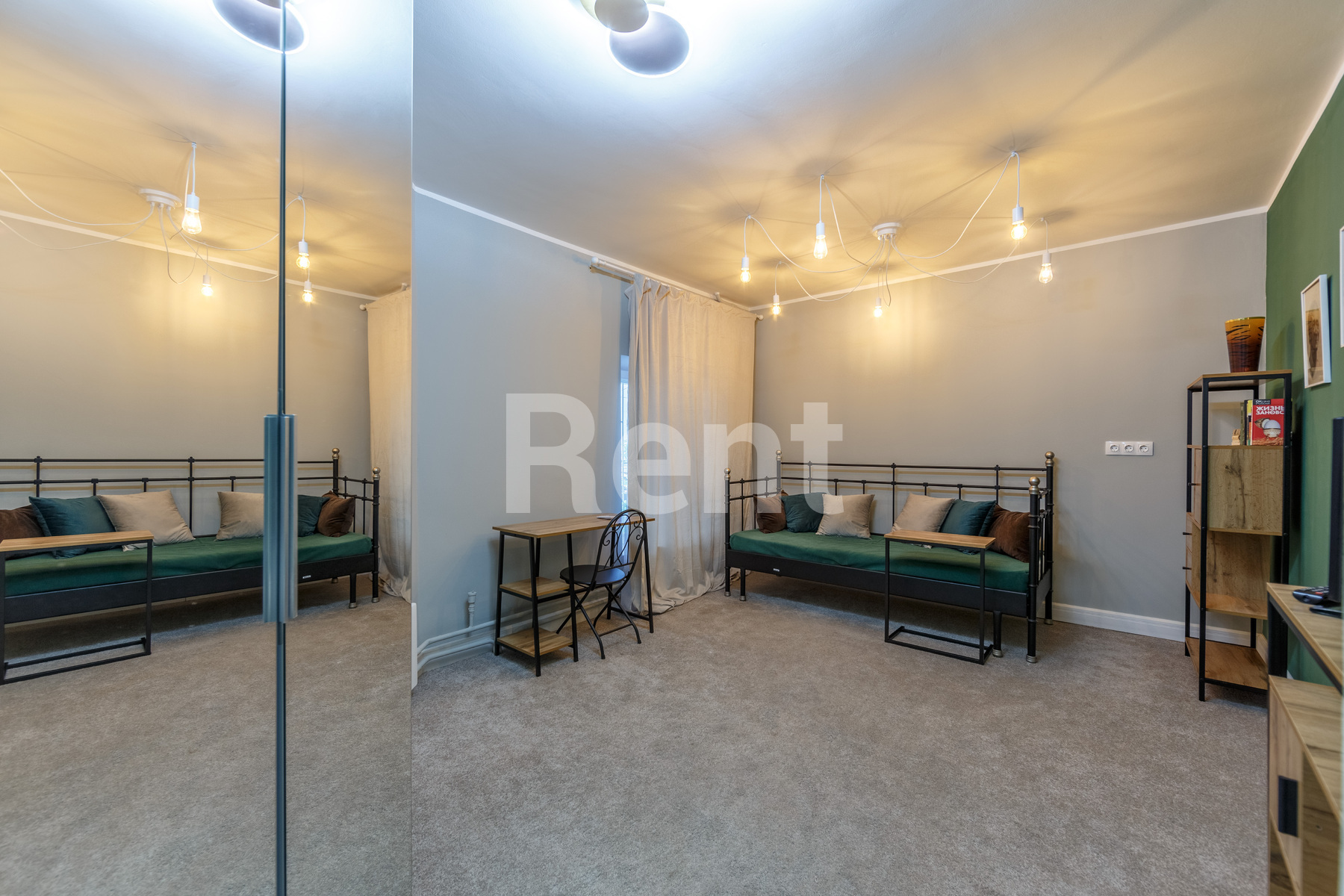  в квартире на ул Маршала Савицкого, д 32 к 1