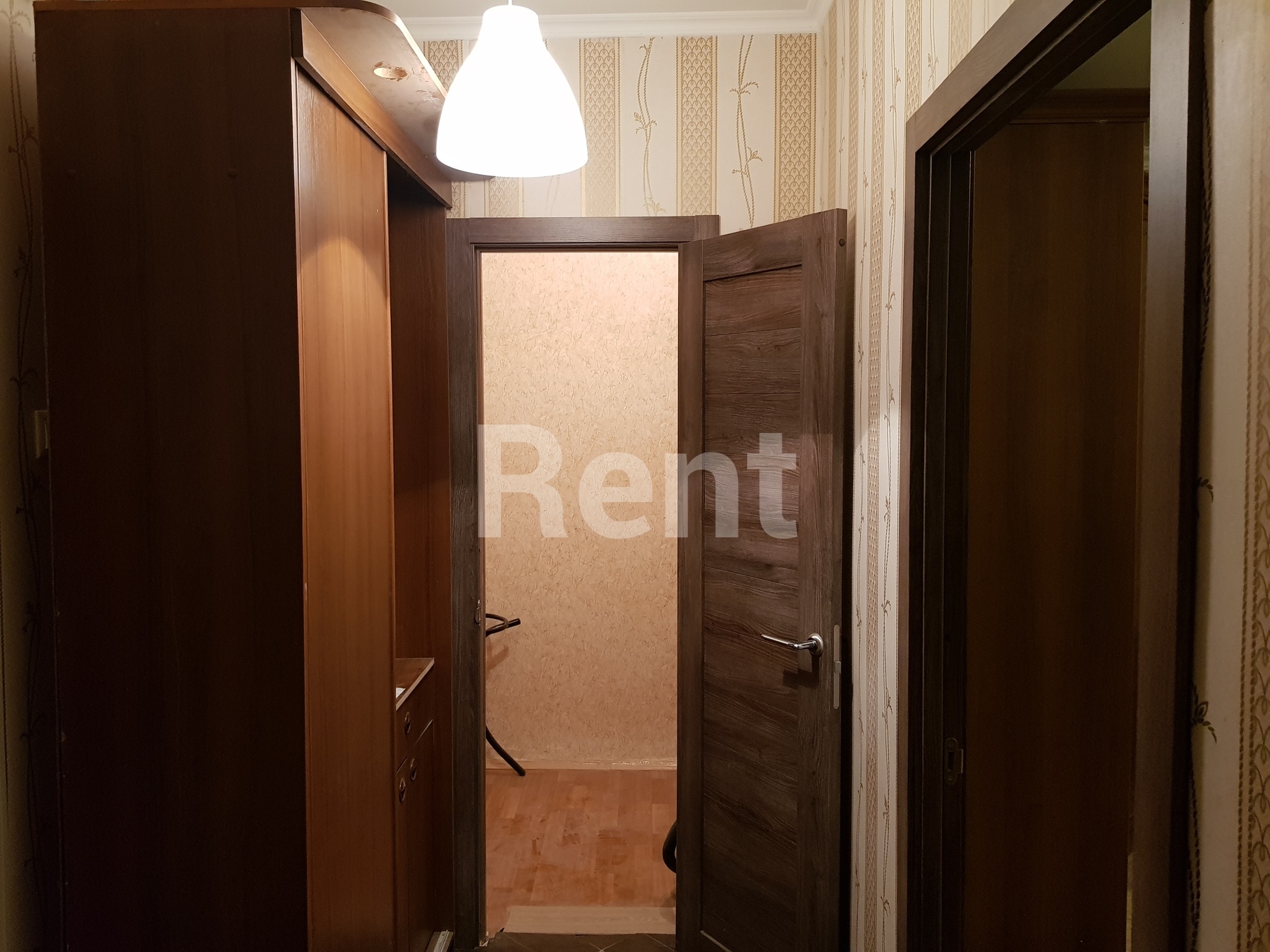 Коридор в квартире на ул Изюмская, д 37 к 1