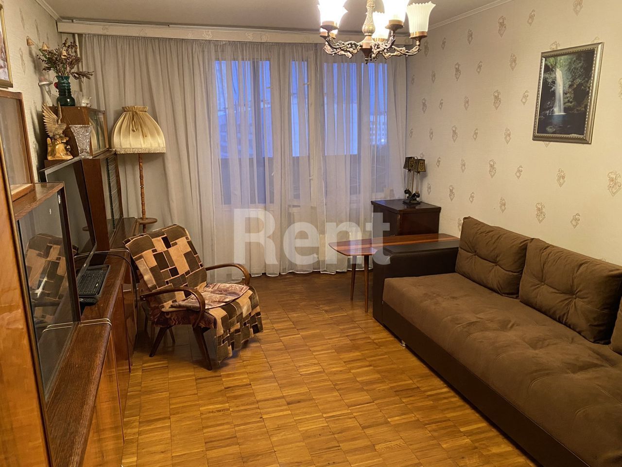 Гостиная в квартире на ш Энтузиастов, д 98 к 7