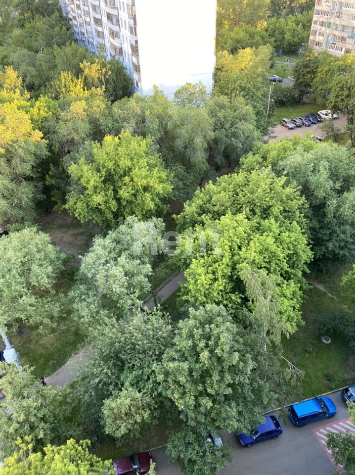 Вид из окна в квартире на ш Энтузиастов, д 98 к 7