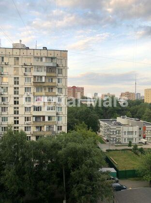 Вид из окна в квартире на проезд Красностуденческий, д. 23