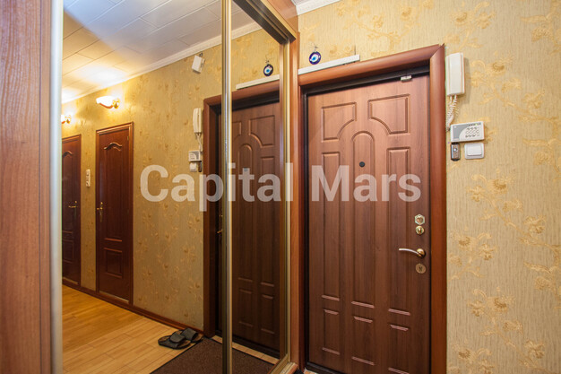 Прихожая в квартире на проезд Гурьевский, д 11 к 1