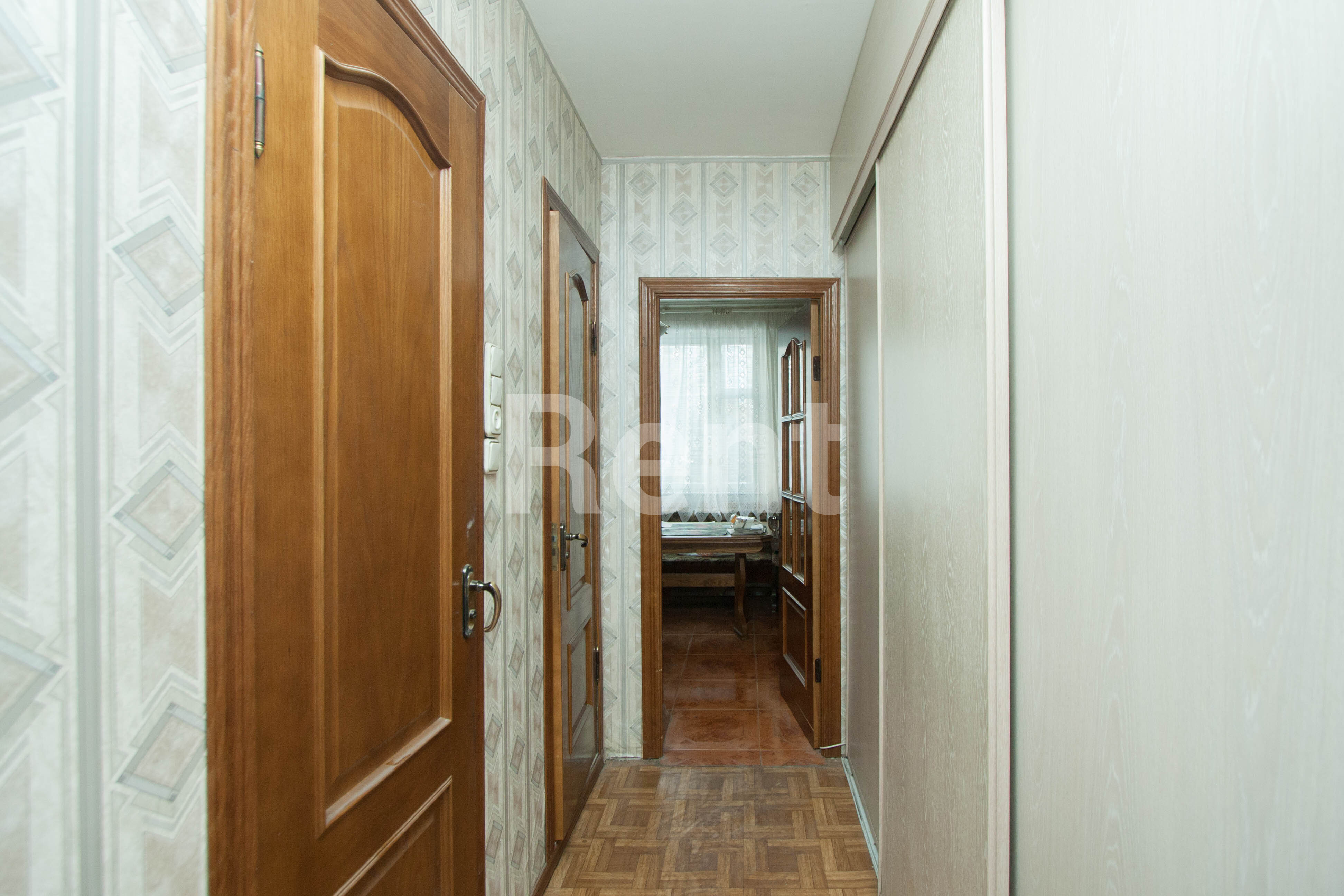 Прихожая в квартире на ул Маршала Захарова, д 12 к 3