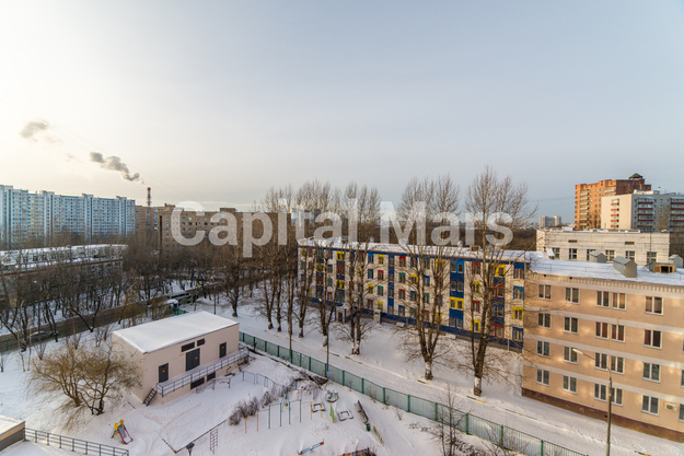 Вид из окна в квартире на Симферопольский проезд, д 18