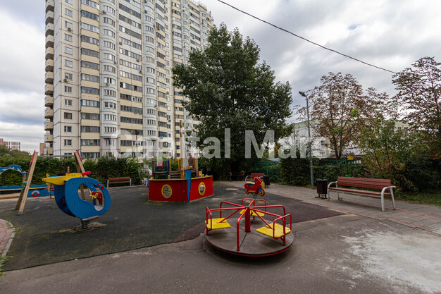  в квартире на ул Грина, д 1 к 8