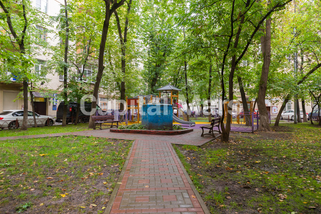 Двор в квартире на ул Чаплыгина, д 13/2