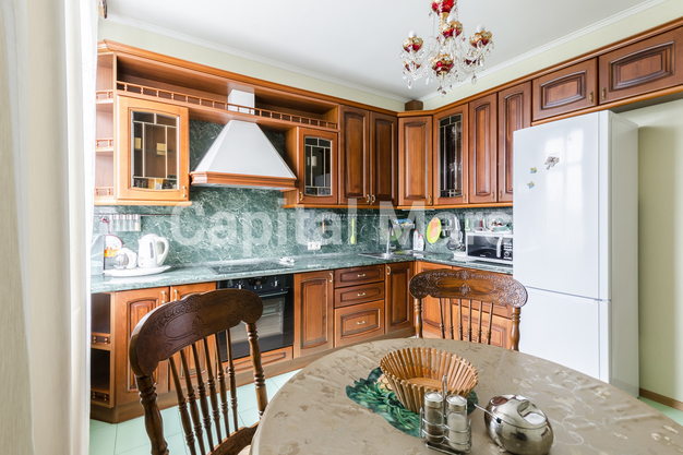 Кухня в квартире на ул Хачатуряна, д 12 к 1
