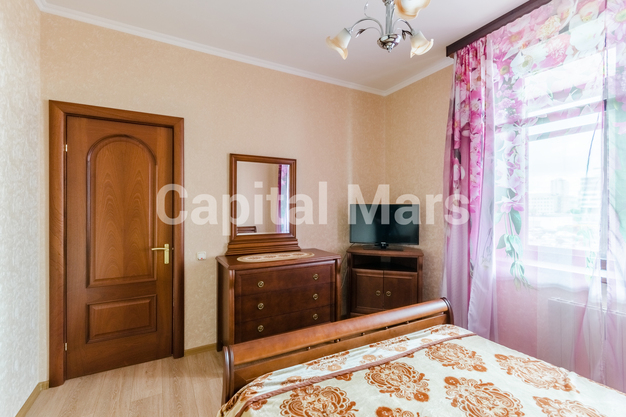 Спальня в квартире на ул Хачатуряна, д 12 к 1