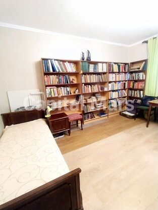 в квартире на ул Старонародная, д 4