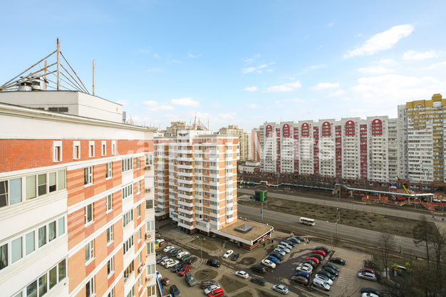 Вид из окна в квартире на пр-кт Мичуринский, д 16